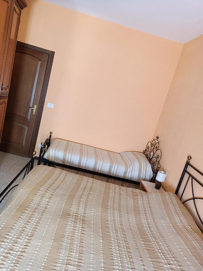 Casa Arcobaleno Hotel Amelia Exterior photo
